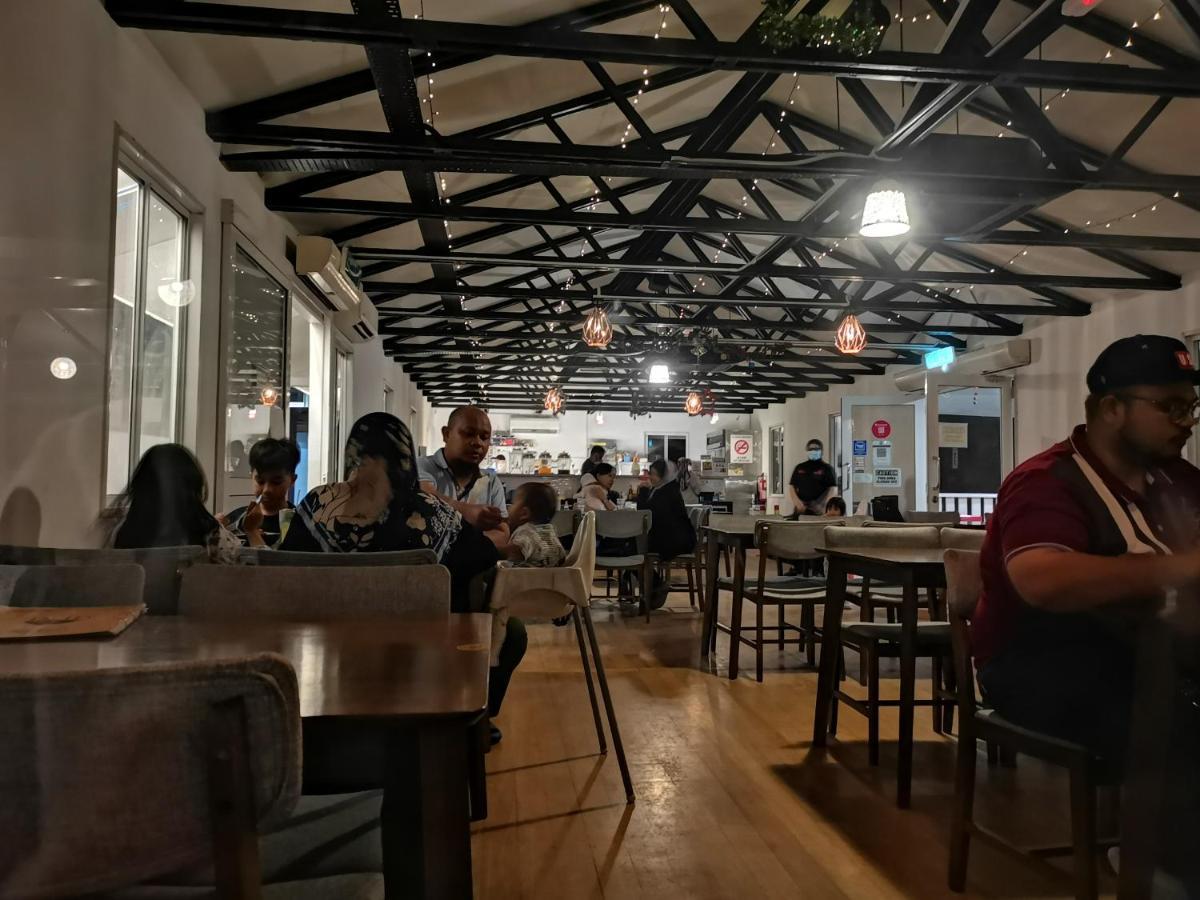 Bell Family Suite @Sepang Kota Warisan Klia Екстериор снимка