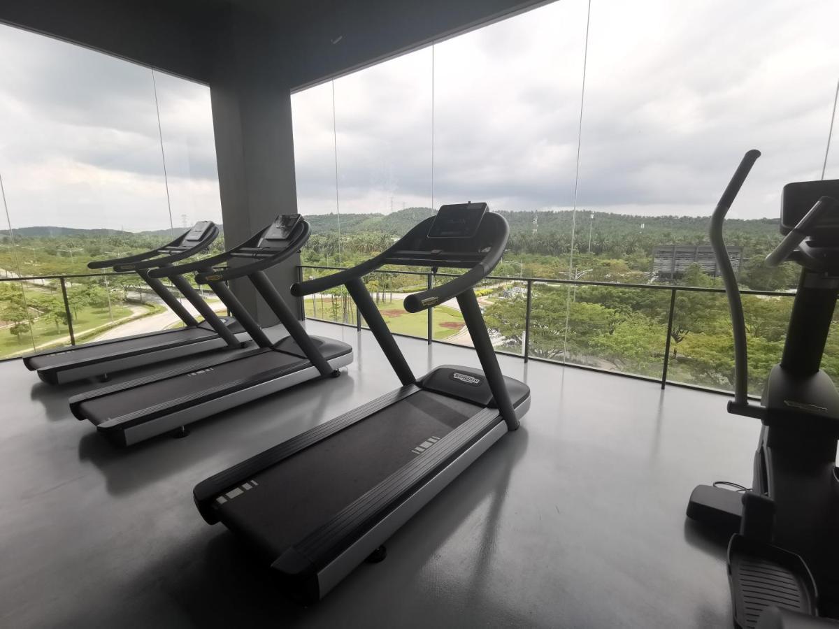 Bell Family Suite @Sepang Kota Warisan Klia Екстериор снимка